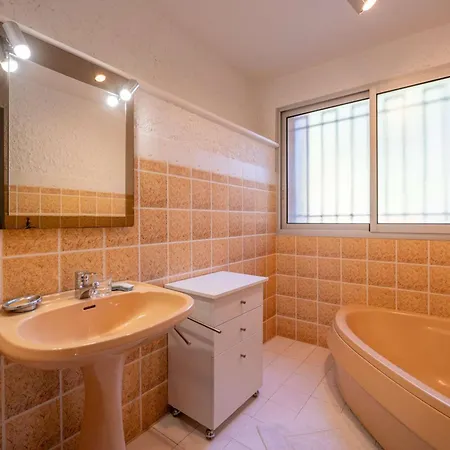 Villa Eglantine- Piscine- Calme Le Lavandou