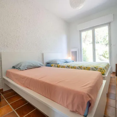 Eglantine- Piscine- Calme *