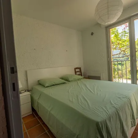 Eglantine- Piscine- Calme * Le Lavandou