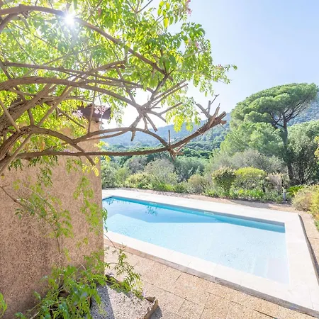 églantine- Piscine- Calme Villa