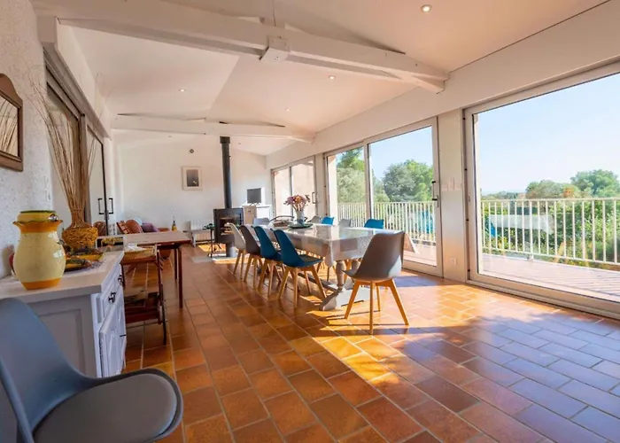 Eglantine- Piscine- Calme * Le Lavandou